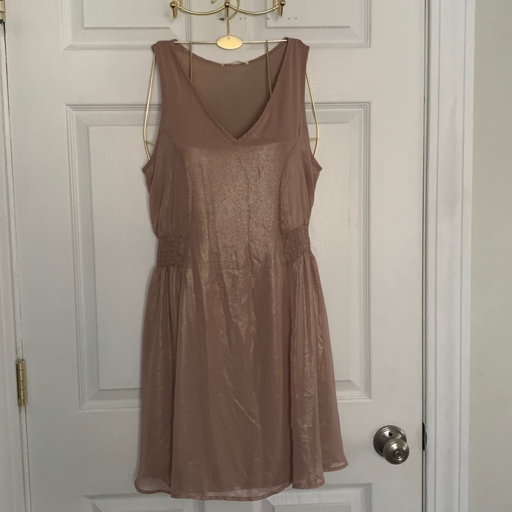 NWT LE LIS Rose Color Dress Size S #127